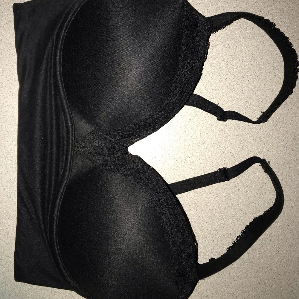 Victoria’s Secret wireless push up